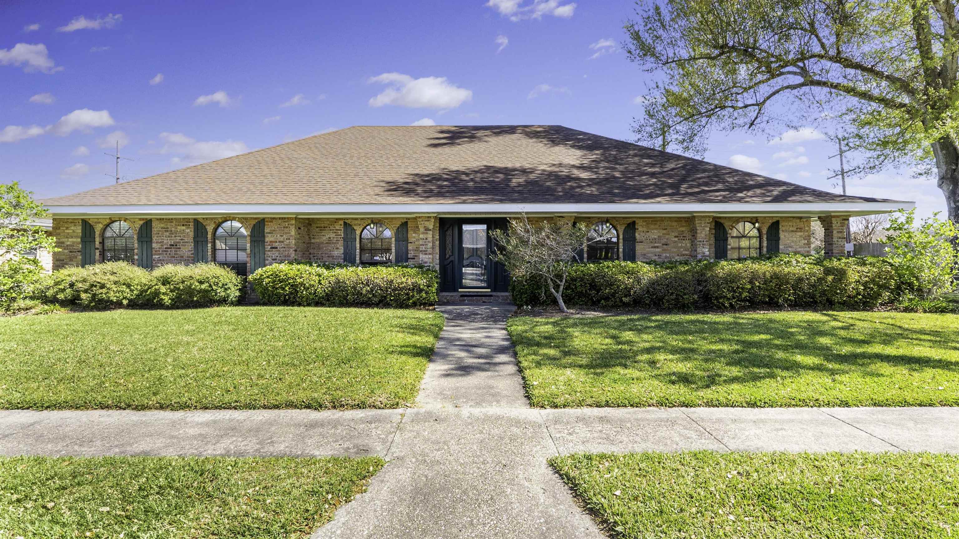 505 Corpus Christi Drive, Houma, Louisiana image 2