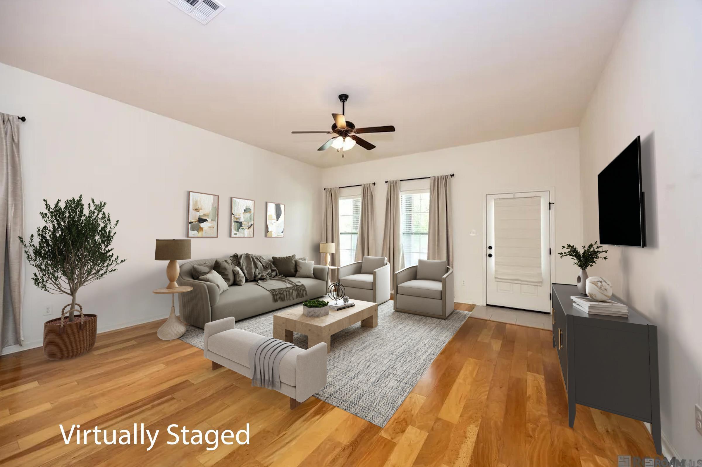 1072 Shadow Bluff Dr