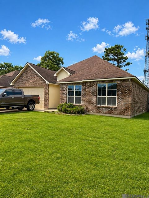 Homes For Sale - 23426 Conifer Dr<br/> Denham Springs, LA 70726