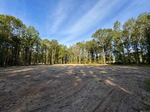 Vacant Land For Sale - SF-11 La Hwy 16<br/> Saint Helena County, Denham Springs, LA 70706