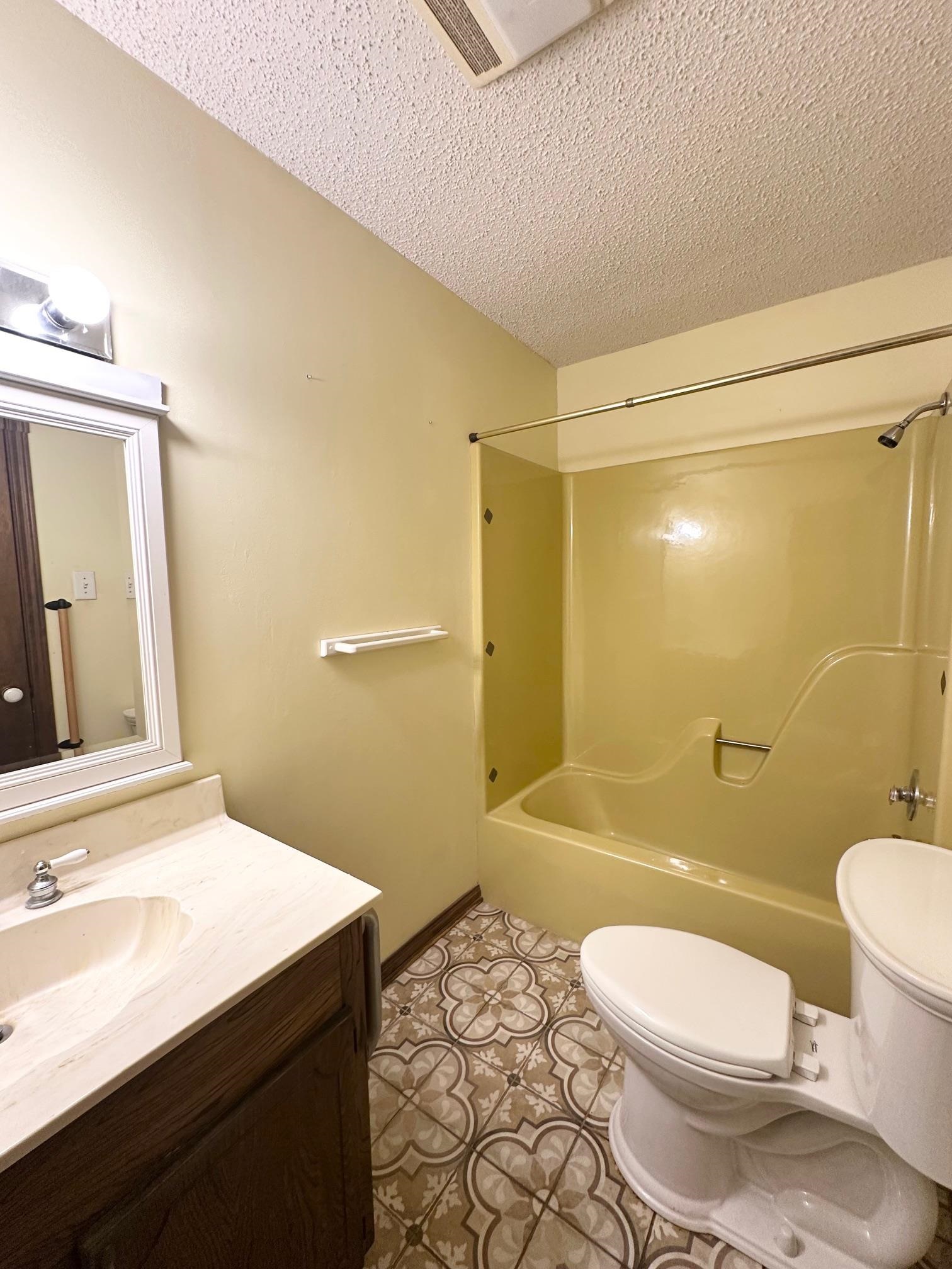 214 Lake Crescent Circle, Houma, Louisiana image 9