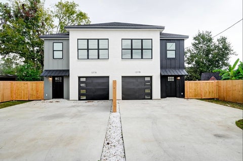 Townhouse For Sale - 1317 Ledet Street #B<br/> Thibodaux, LA 70301