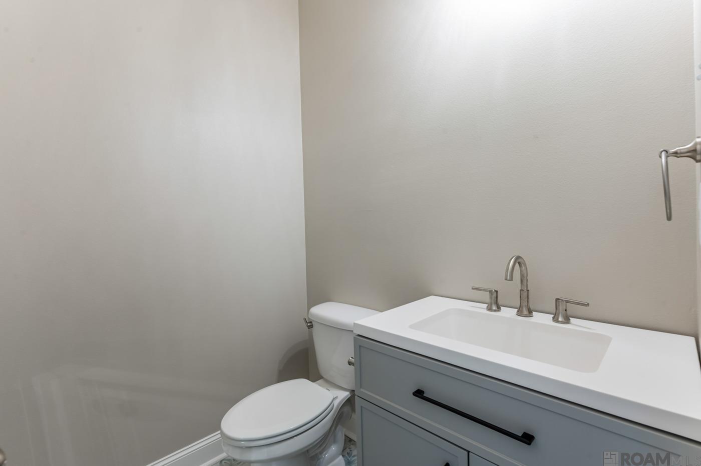 1802 N Linen Rd, Gonzales, Louisiana image 8