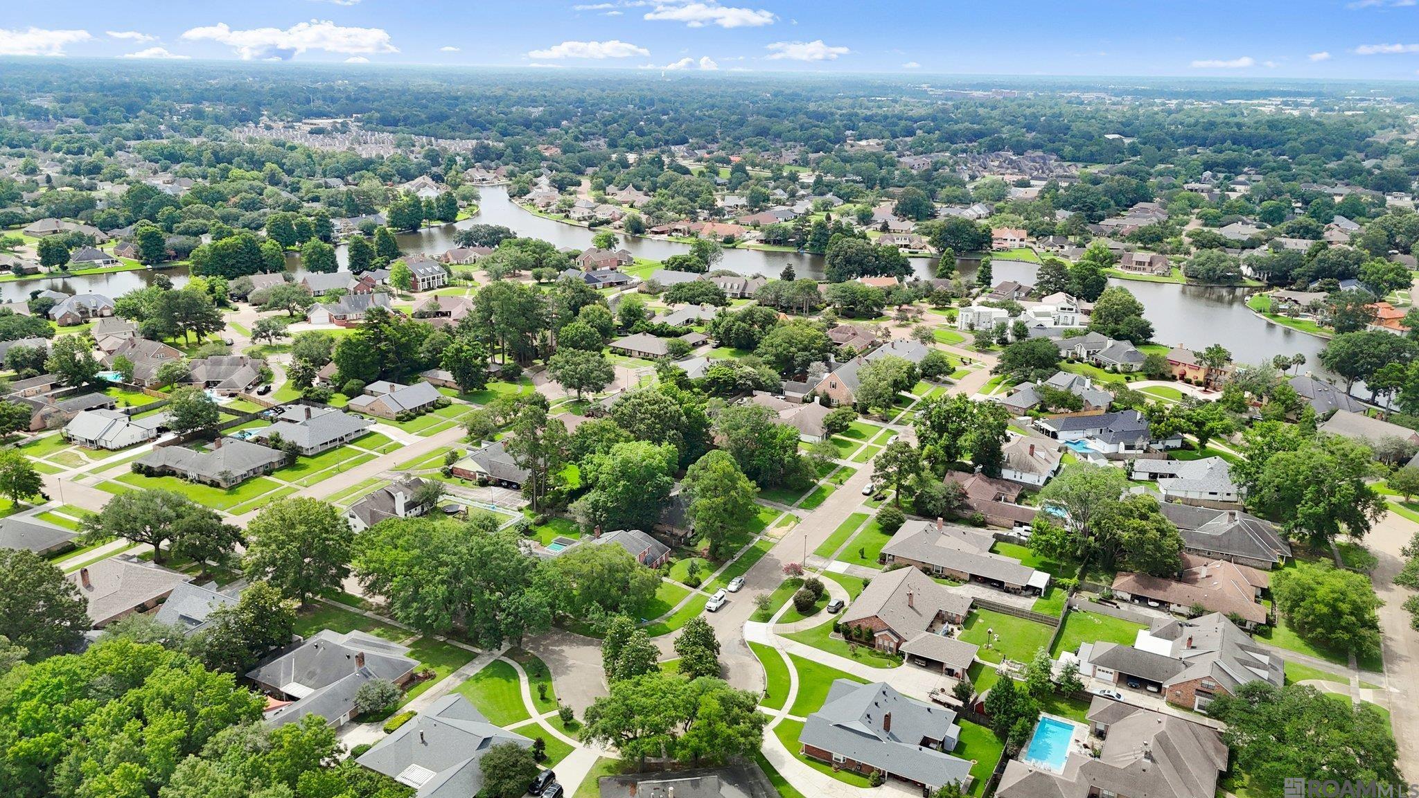 3821 Lake Larouge Dr, Baton Rouge, Louisiana image 37