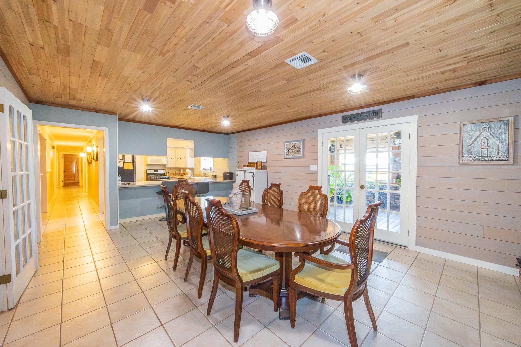 336 West 23rd Street, Larose, Louisiana image 2
