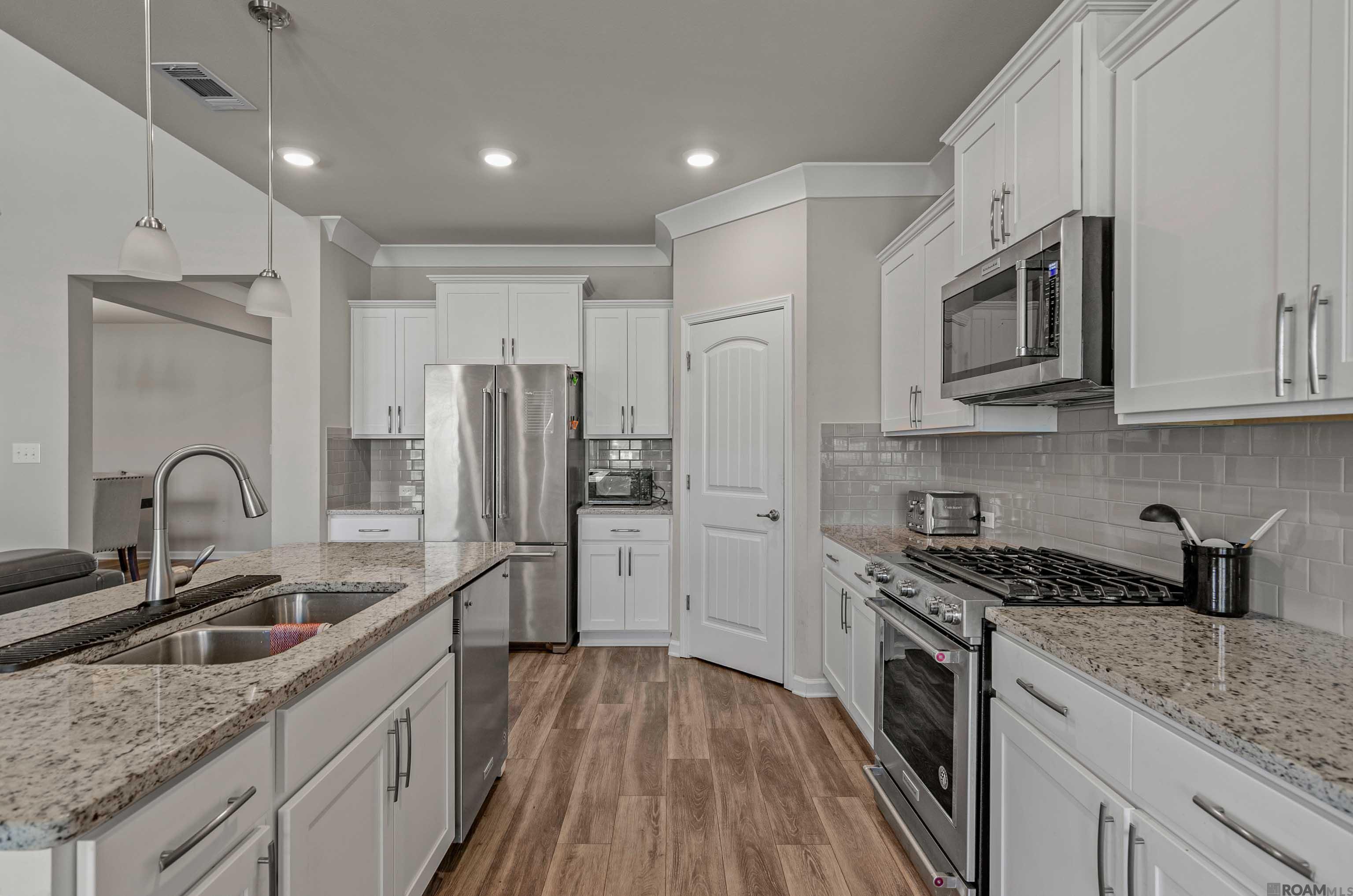 39358 Park Oak Ave, Prairieville, Louisiana image 6