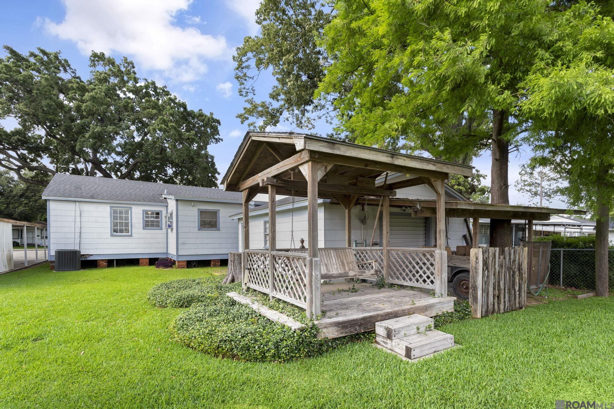 805 Oaks Ave, Port Allen, Louisiana image 12