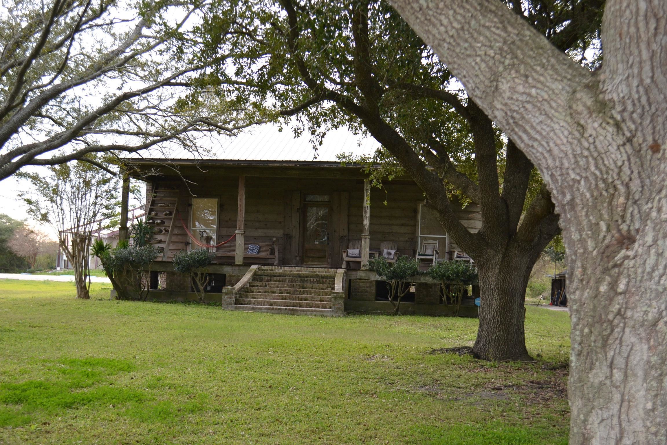 18076 La Hwy 3235, Galliano, Louisiana image 2