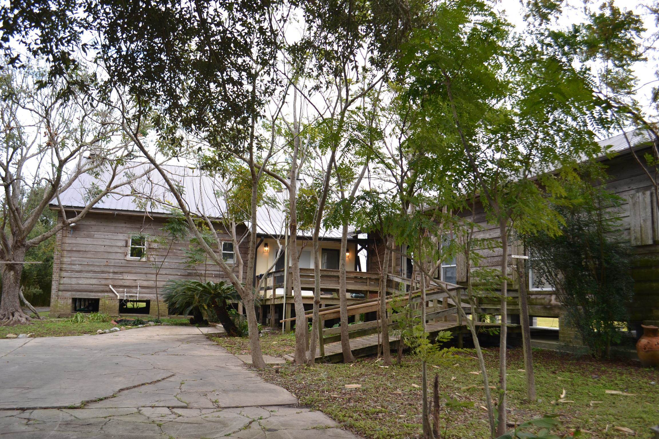 18076 La Hwy 3235, Galliano, Louisiana image 12