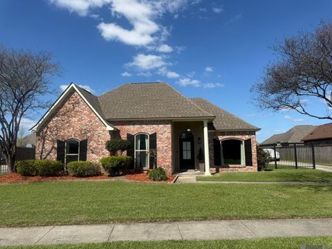 Homes For Sale - 4036 Monte Vista Dr<br/> Addis, LA 70710