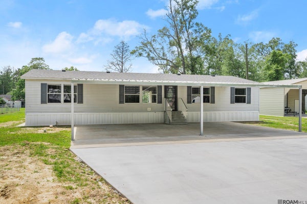 18603 SCIVIQUE LN, PORT VINCENT, LA 70726 - Image 5bf193ba43fa9fe85ee3d4d7d38c2a21/3074123755