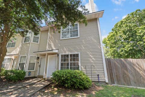 Townhouse For Sale - 4146 Jefferson Woods Dr<br/> Baton Rouge, LA 70809