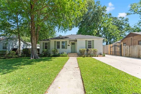 Homes For Sale - 4759 Sweetbriar St<br/> Baton Rouge, LA 70808