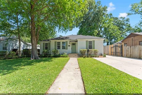 Homes For Sale - 4759 Sweetbriar St<br/> Baton Rouge, LA 70808