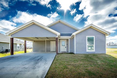 Homes For Sale - 128 Ranchland Trace<br/> Lockport, LA 70374