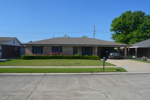 Homes For Sale - 205 South Moss Drive<br/> Houma, LA 70360