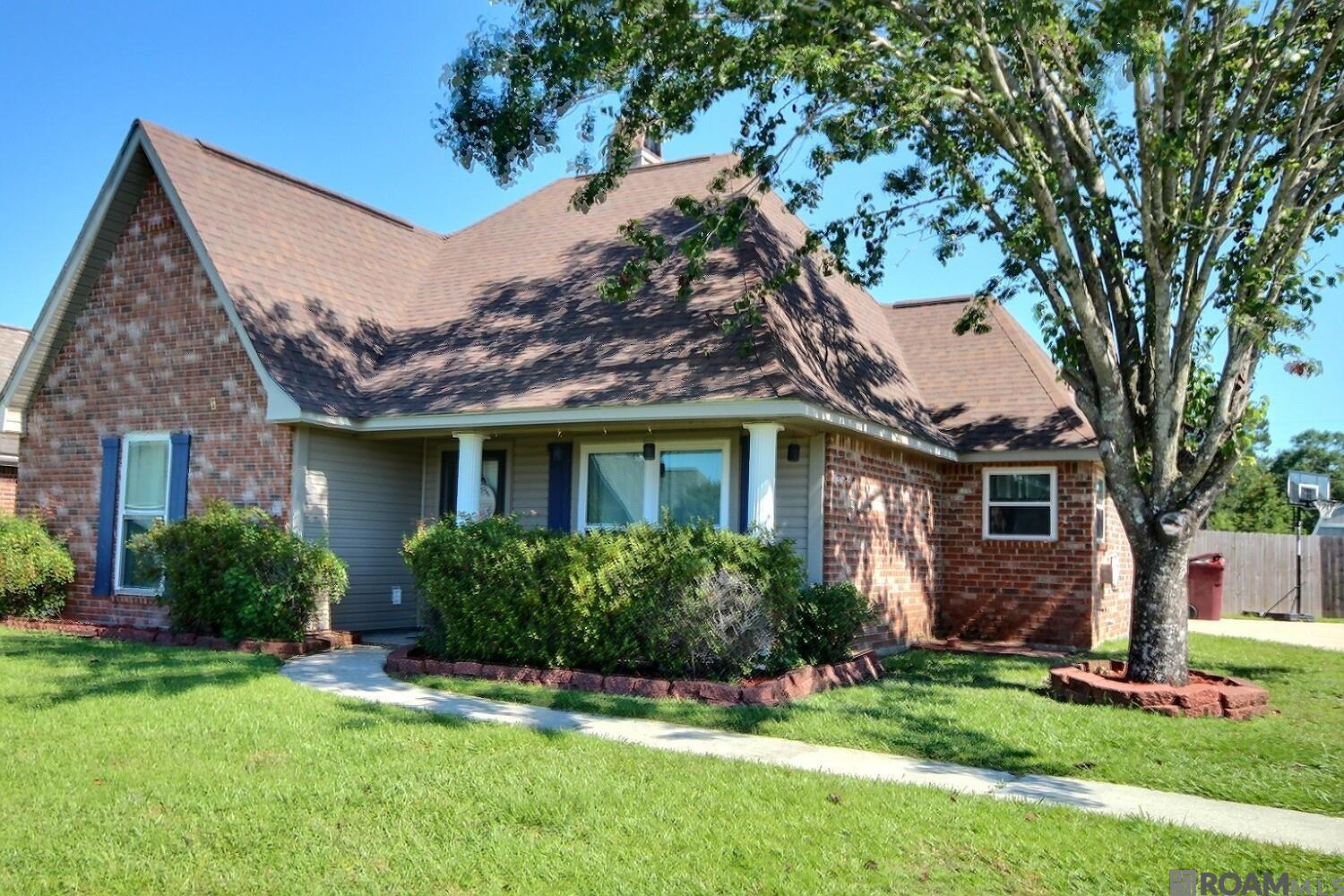 12231 Bell Meadow, Denham Springs, Louisiana image 3