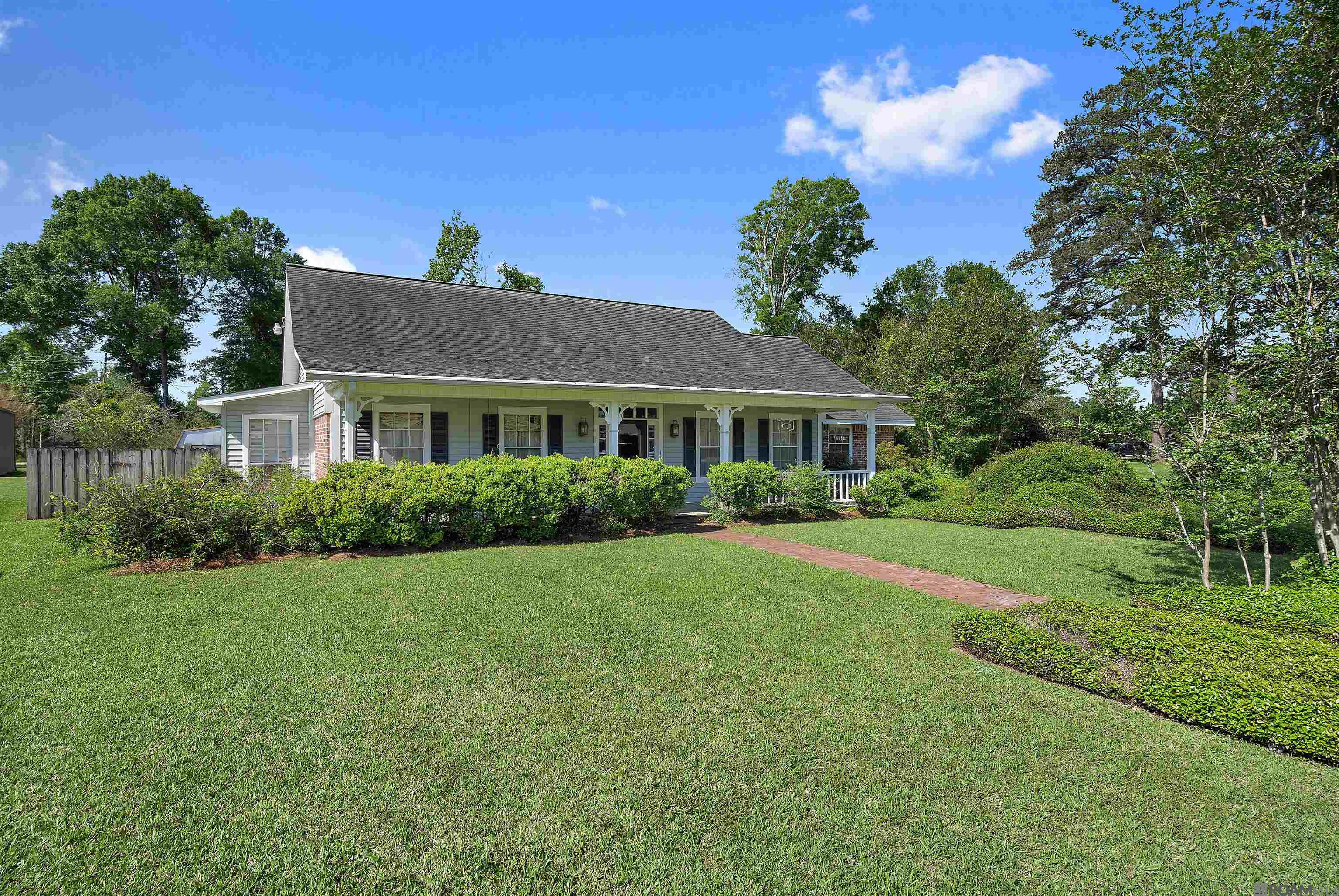 6333 Sun Ct, Greenwell Springs, Louisiana image 3