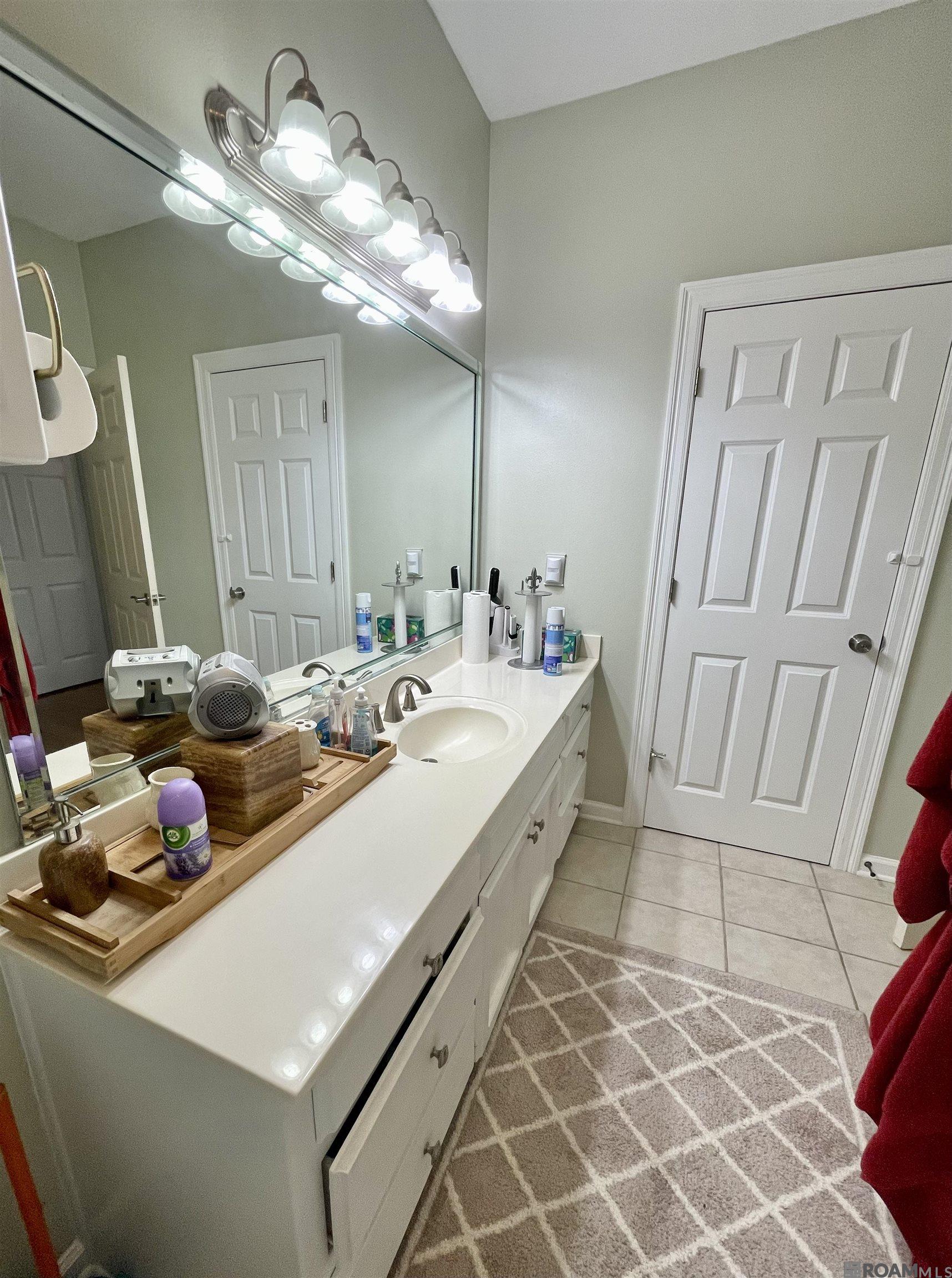 12032 Beauverde Ct, Baton Rouge, Louisiana image 19
