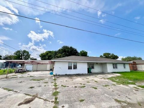 116 West 13th Street Larose LA 70373