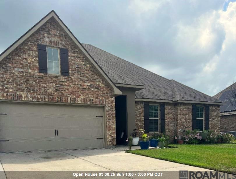 8740 Tatler St, Denham Springs, Louisiana image 1