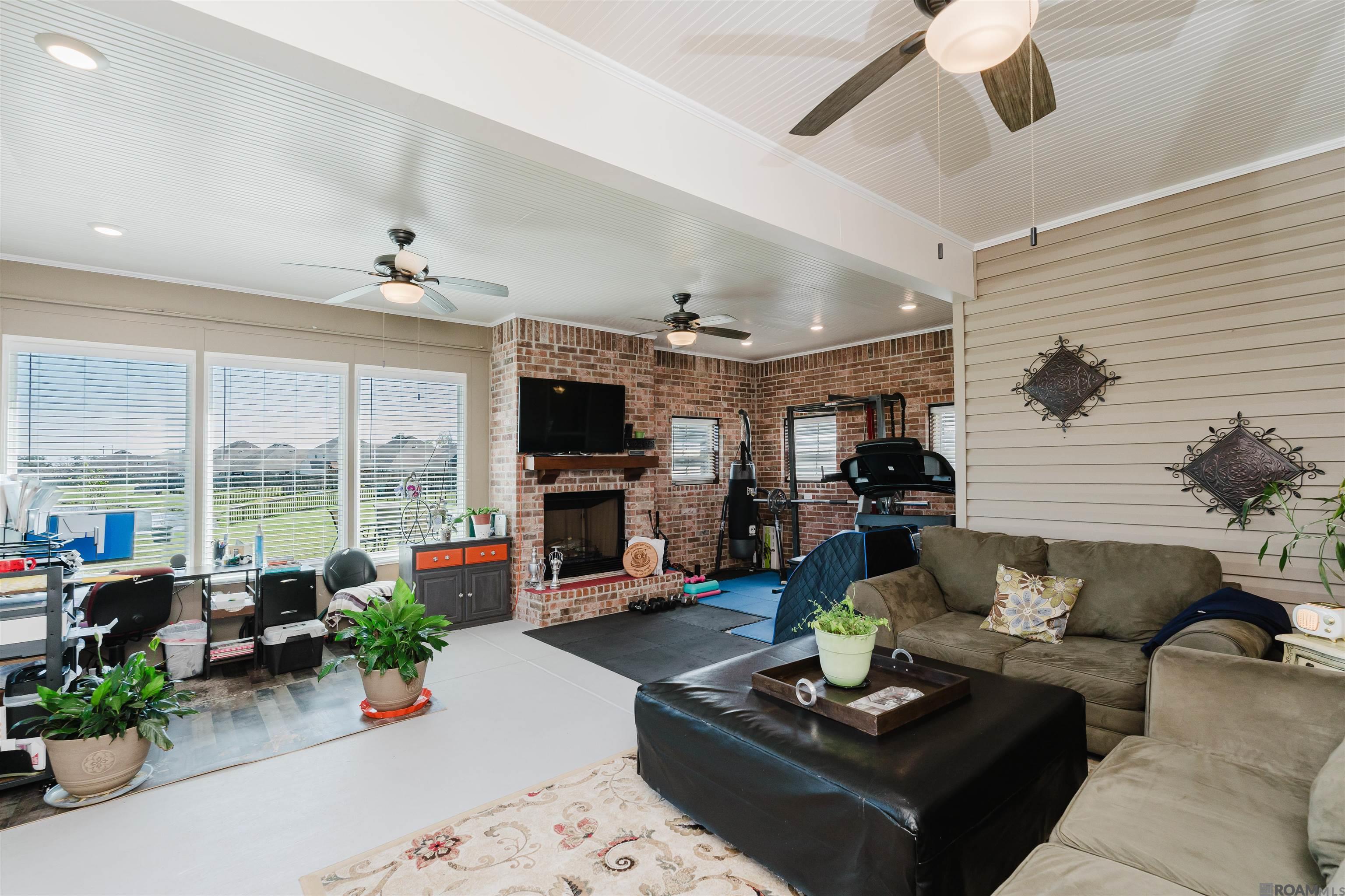8740 Tatler St, Denham Springs, Louisiana image 16