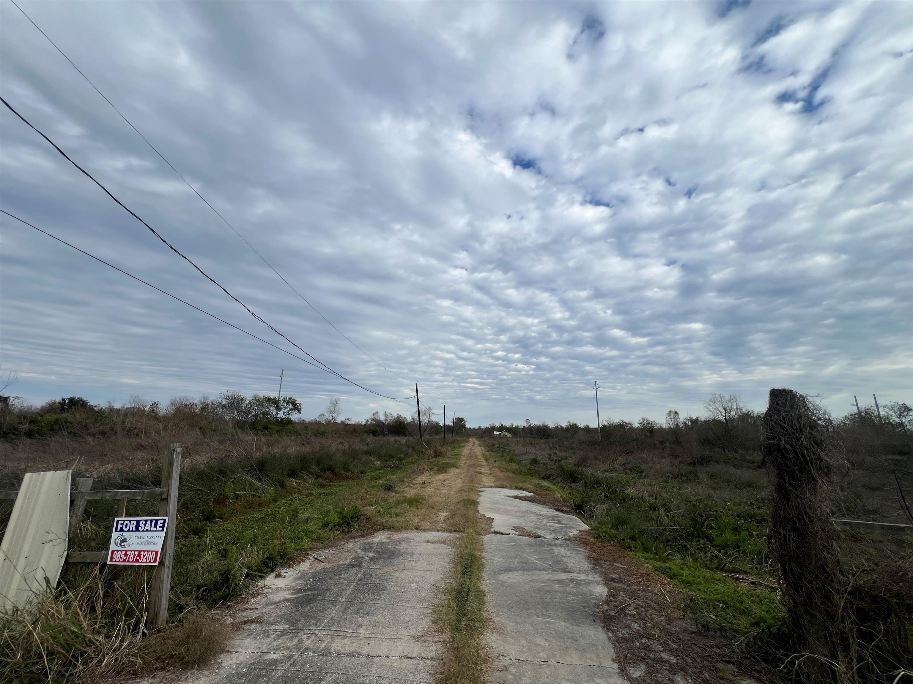 414 East 67th Street, Cut Off, Louisiana image 1