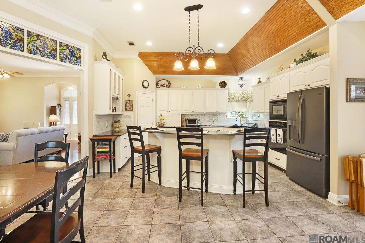 16474 Jay Rd, Prairieville, Louisiana image 13