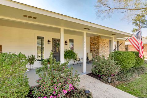 Homes For Sale - 4842 Five Forks Dr<br/> Baton Rouge, LA 70817