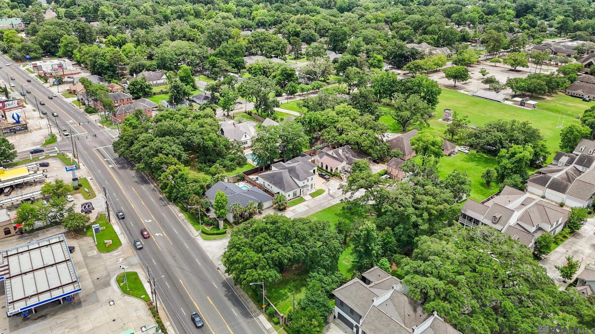 2212 Idle Oaks Dr, Baton Rouge, Louisiana image 9