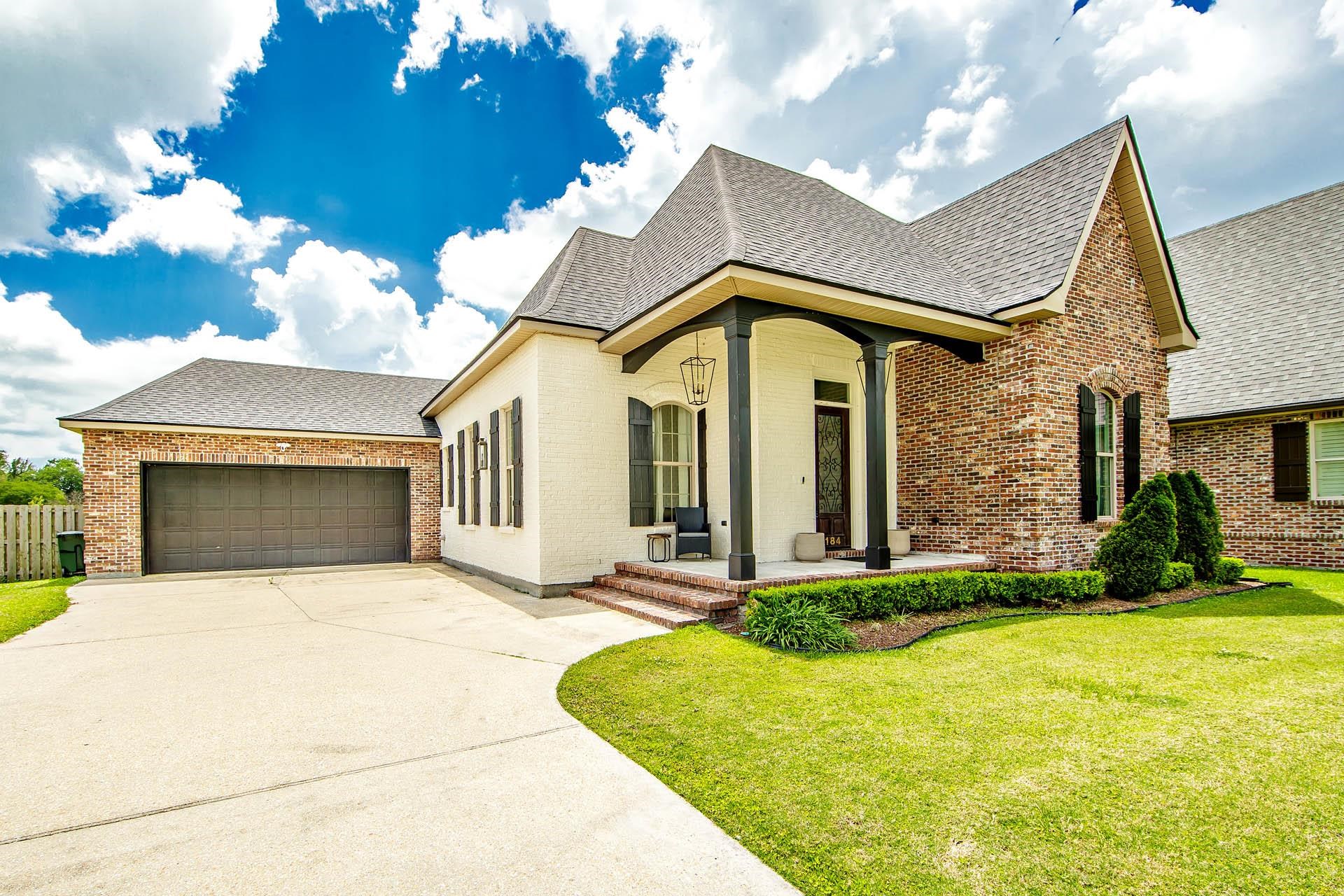 184 Godchaux Drive, Houma, Louisiana image 2