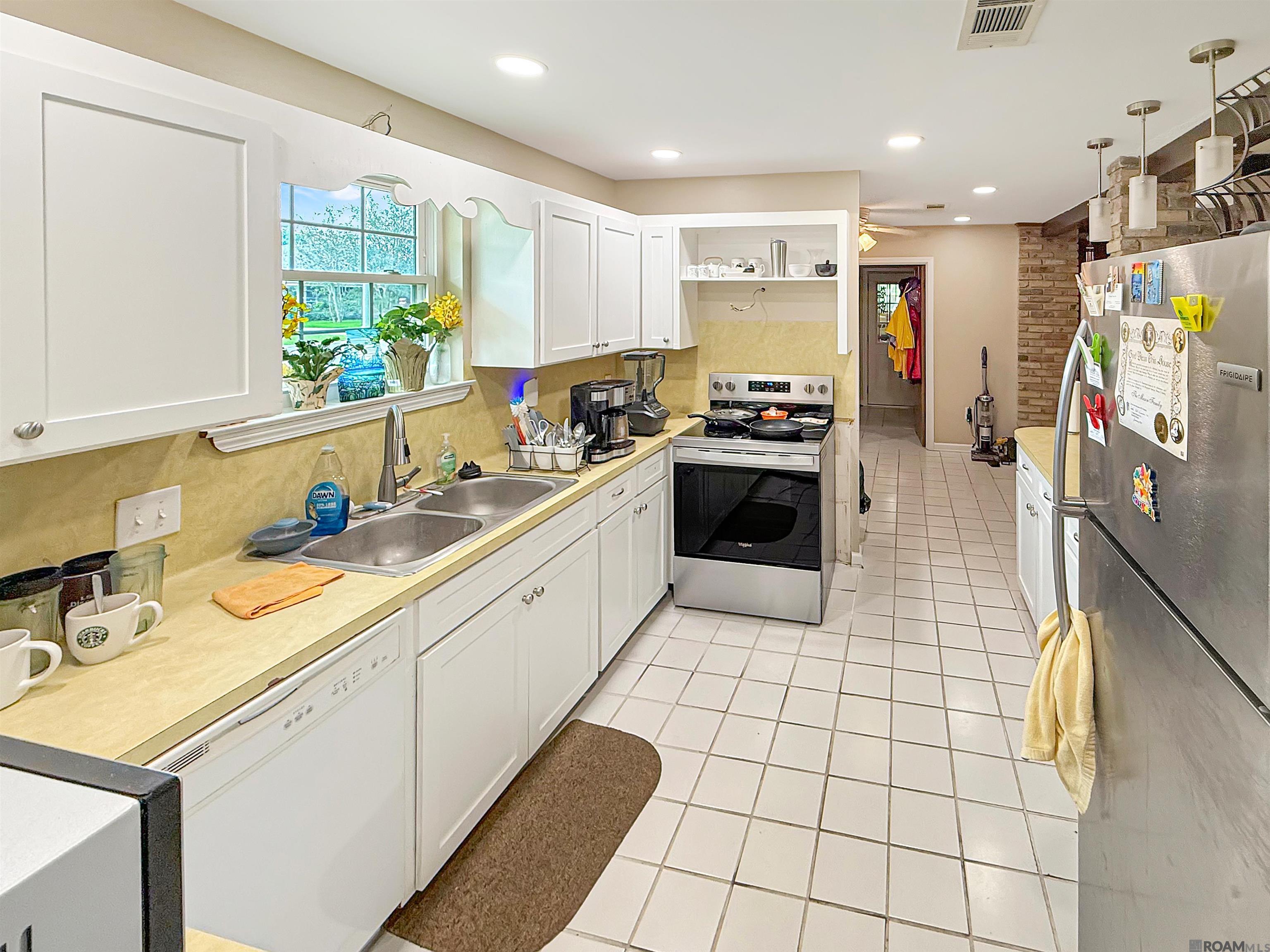 333 Eileen Dr, Baton Rouge, Louisiana image 3