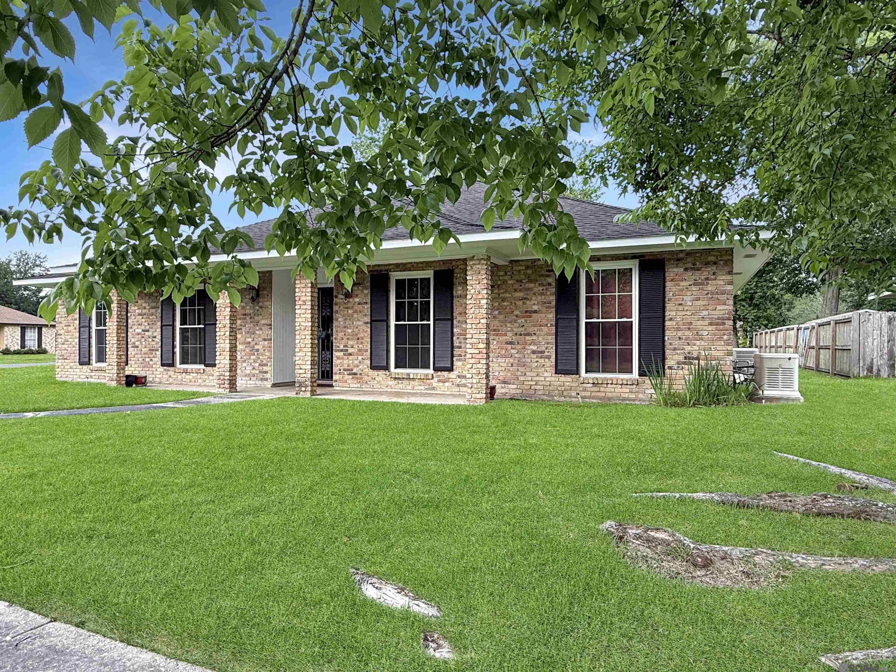 333 Eileen Dr, Baton Rouge, Louisiana image 2
