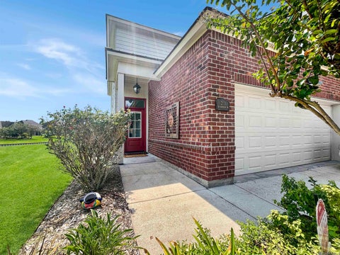 Townhouse For Sale - 2111 Shadowbrook Dr<br/> Baton Rouge, LA 70816