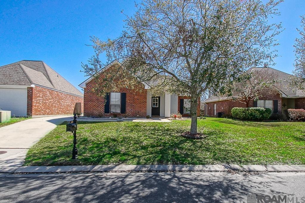 40457 Crossgate Place, Gonzales, Louisiana image 2