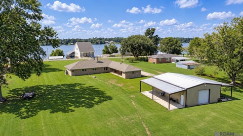 Homes For Sale - 7284 Island Rd<br/> Pointe Coupee County, Jarreau, LA 70749