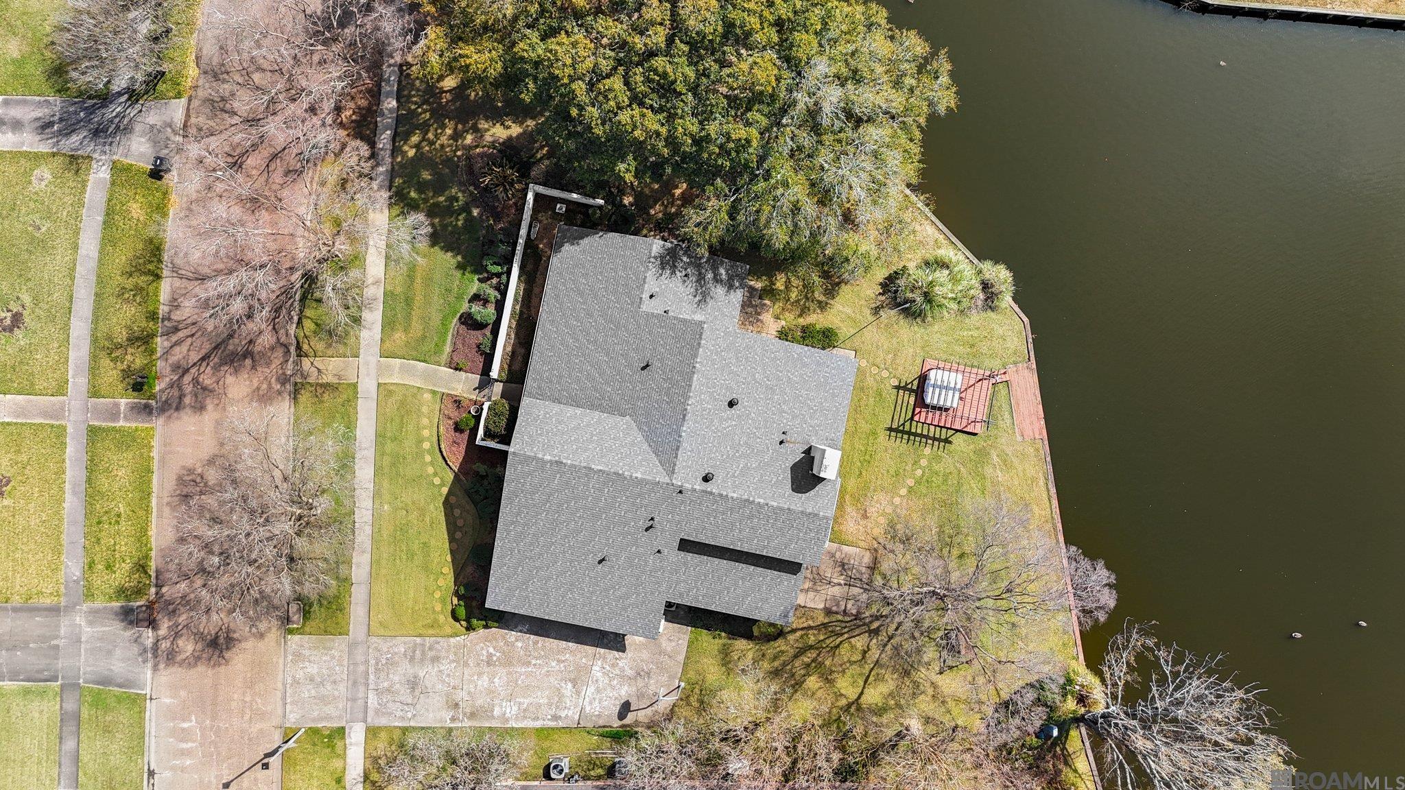 12426 N Lake Sherwood Ave, Baton Rouge, Louisiana image 5