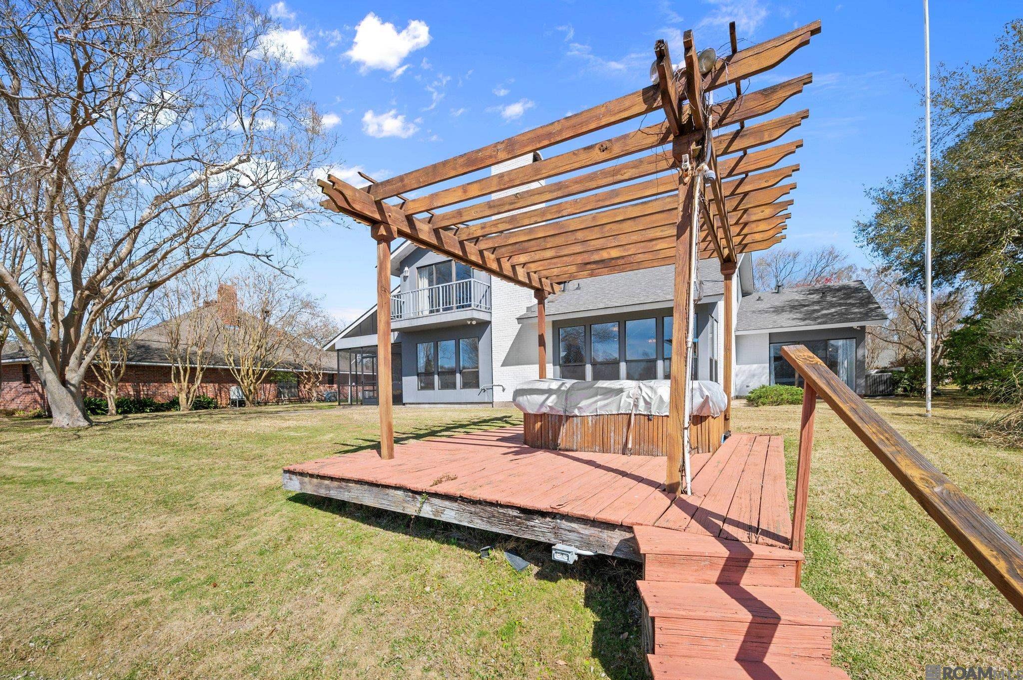 12426 N Lake Sherwood Ave, Baton Rouge, Louisiana image 28