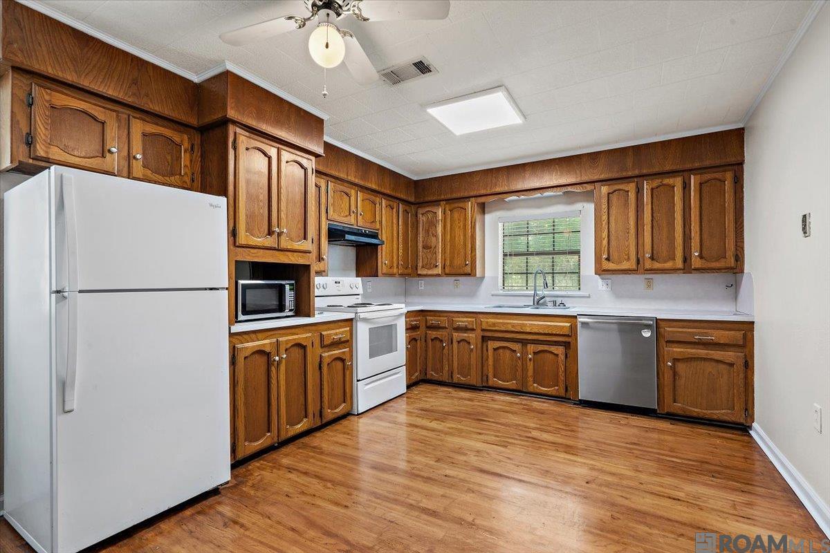 813 N Anita St, Gonzales, Louisiana image 4