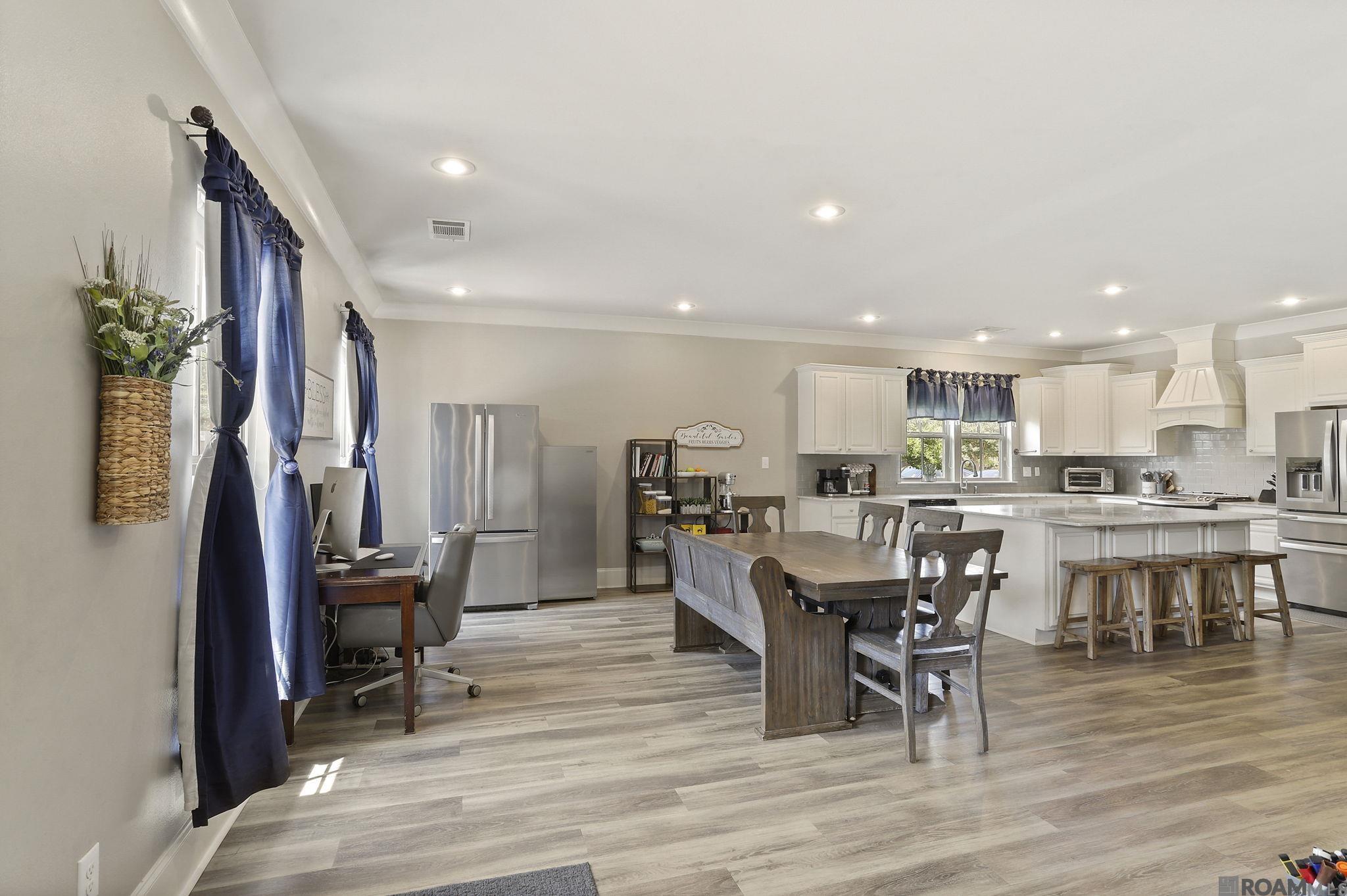 3730 Club View Ct, Zachary, Louisiana image 8