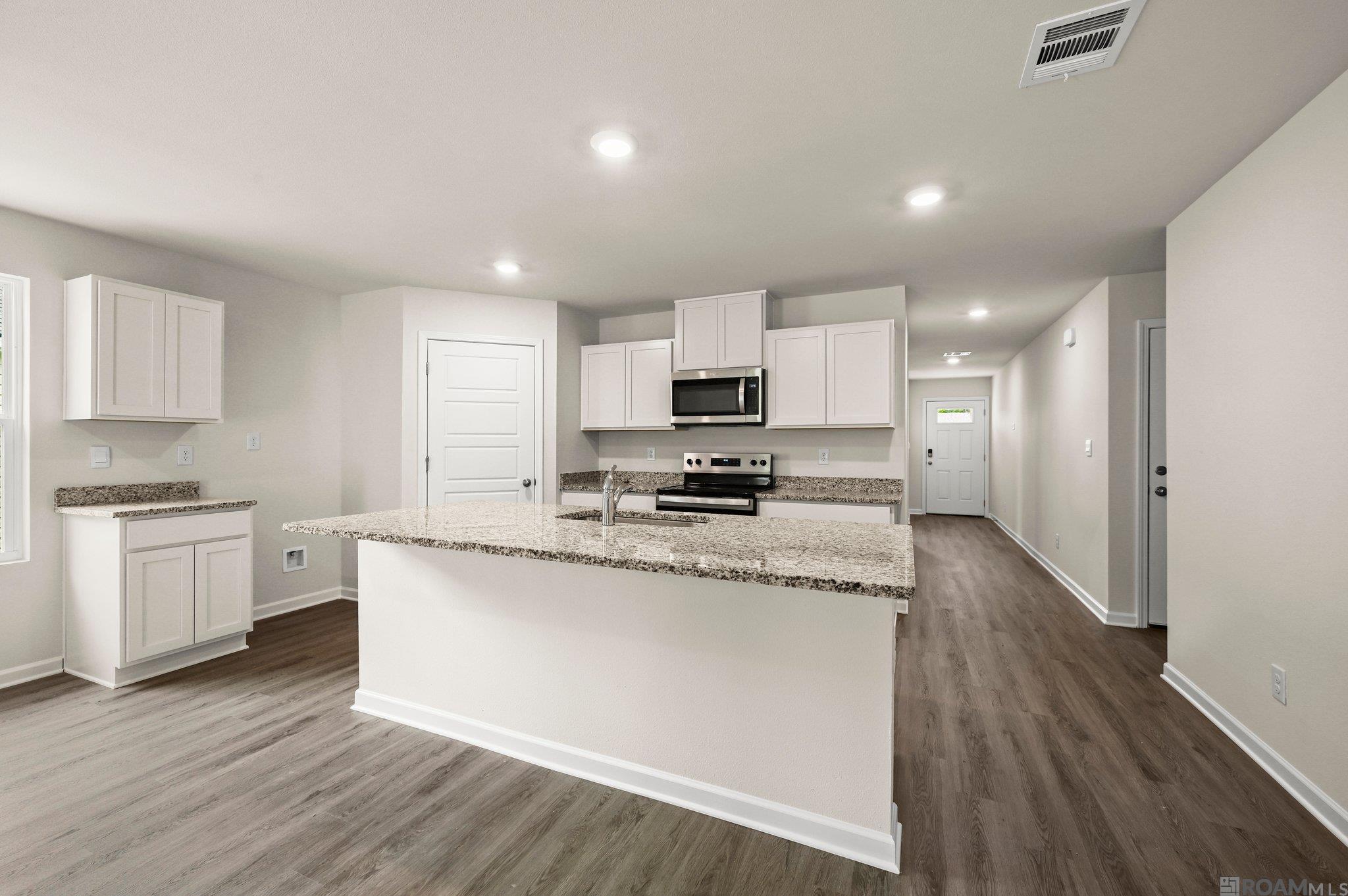 628 Aleppo Ln, Zachary, Louisiana image 4