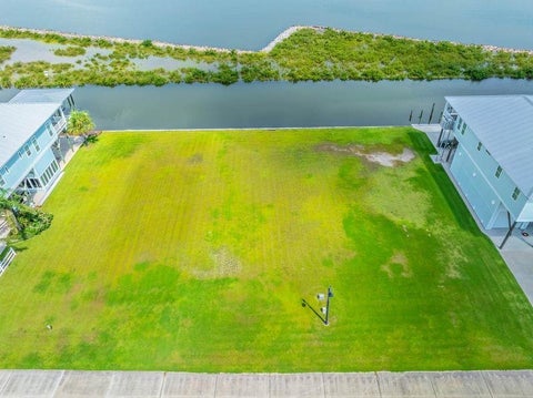 Vacant Land For Sale - 70 Queen Bess<br/> Grand Isle, LA 70358