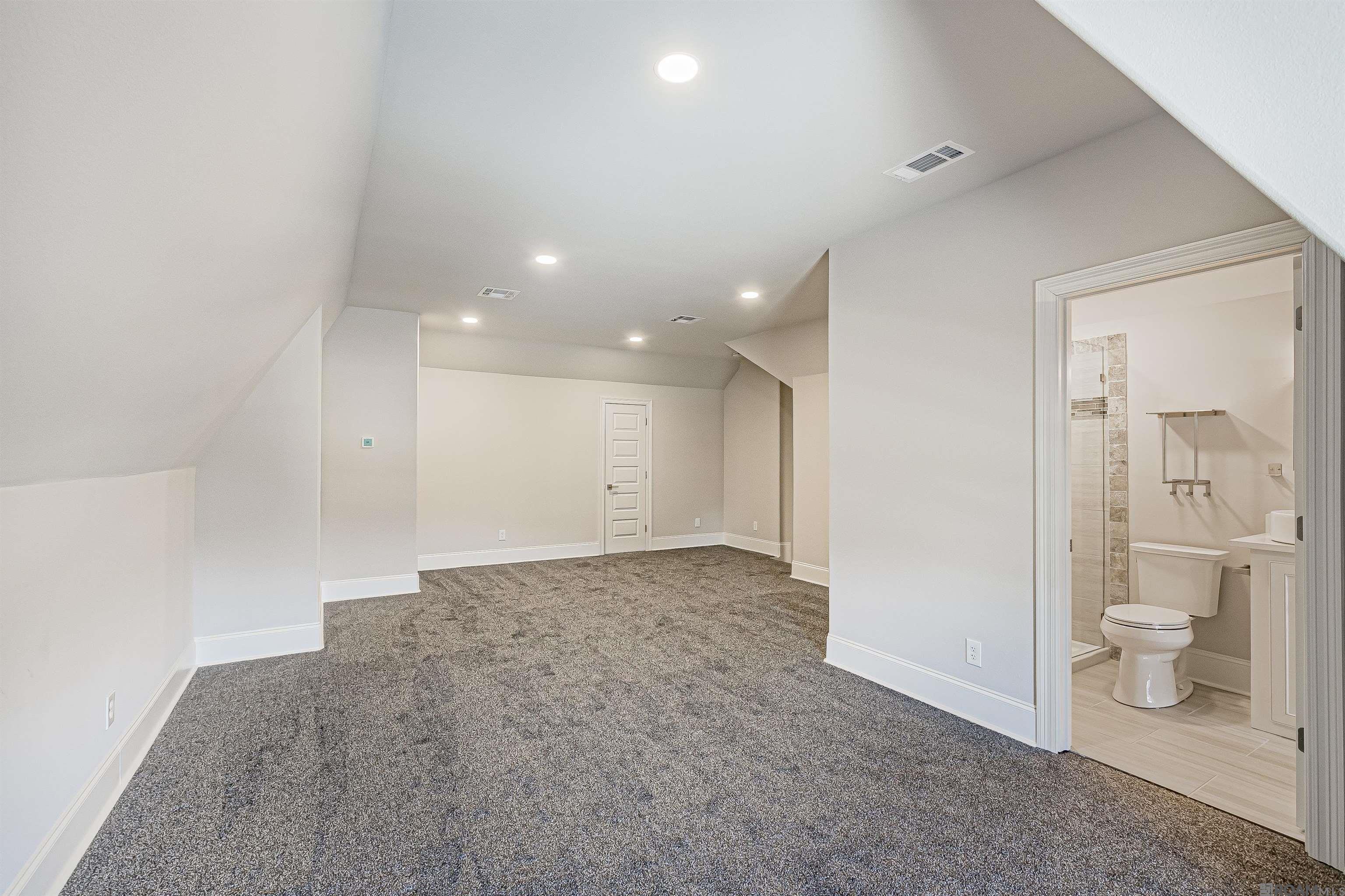 18219 Woodland Cove Dr, Baton Rouge, Louisiana image 37