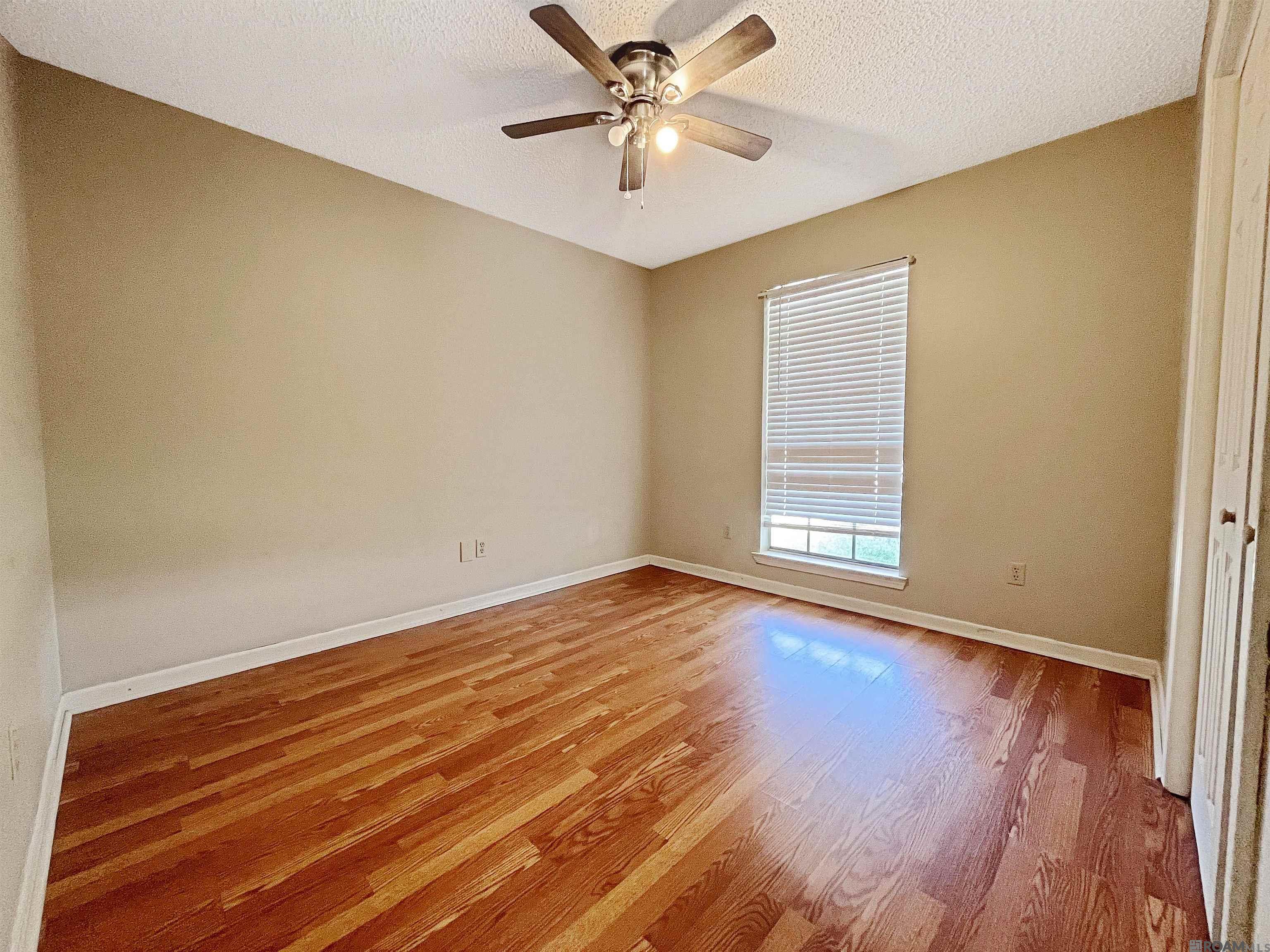 30552 Fairway View Dr, Denham Springs, Louisiana image 3