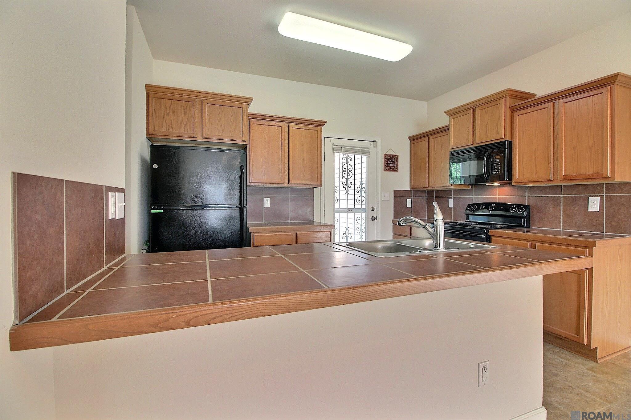 22832 Lafourche Ln, Denham Springs, Louisiana image 8