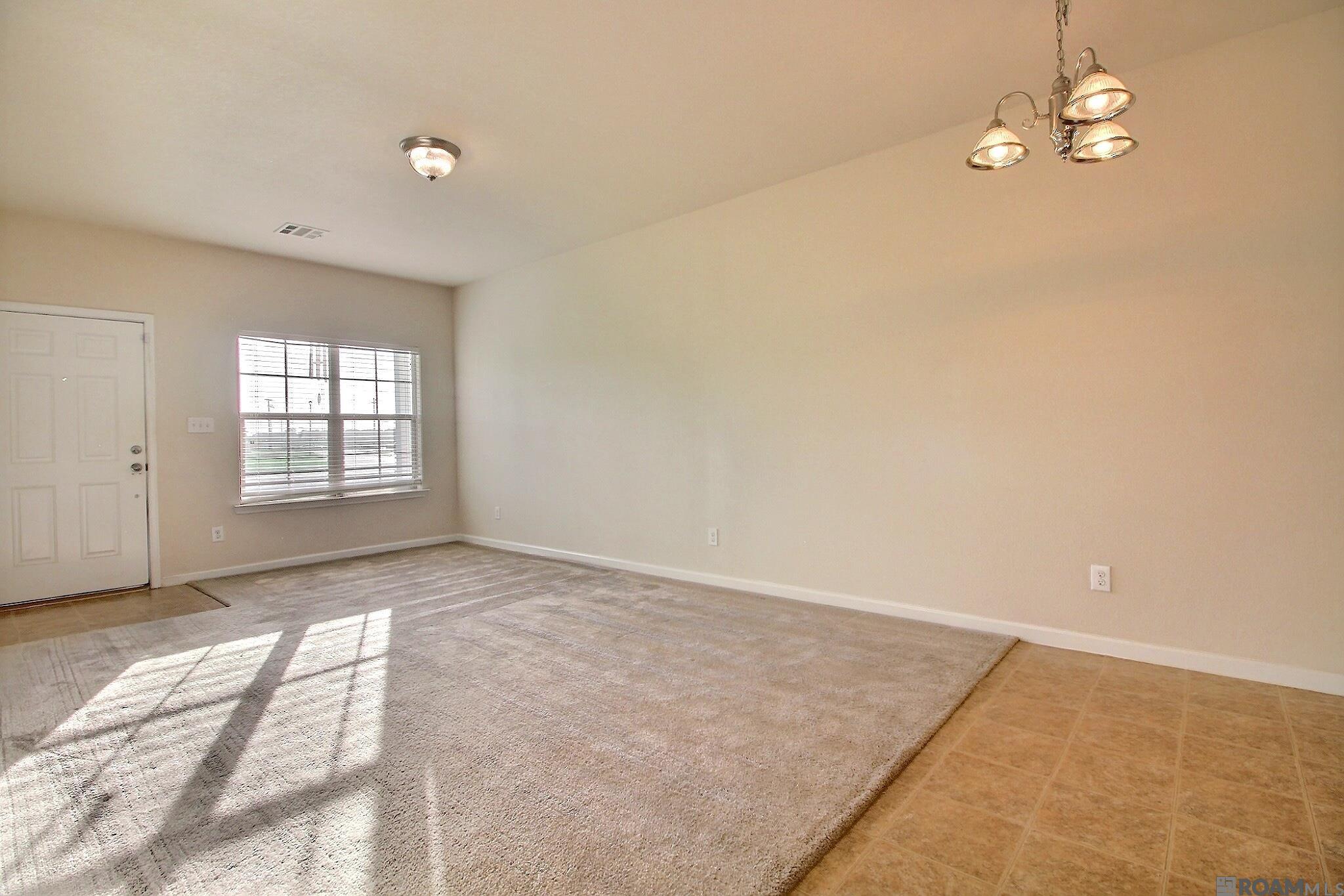 22832 Lafourche Ln, Denham Springs, Louisiana image 4