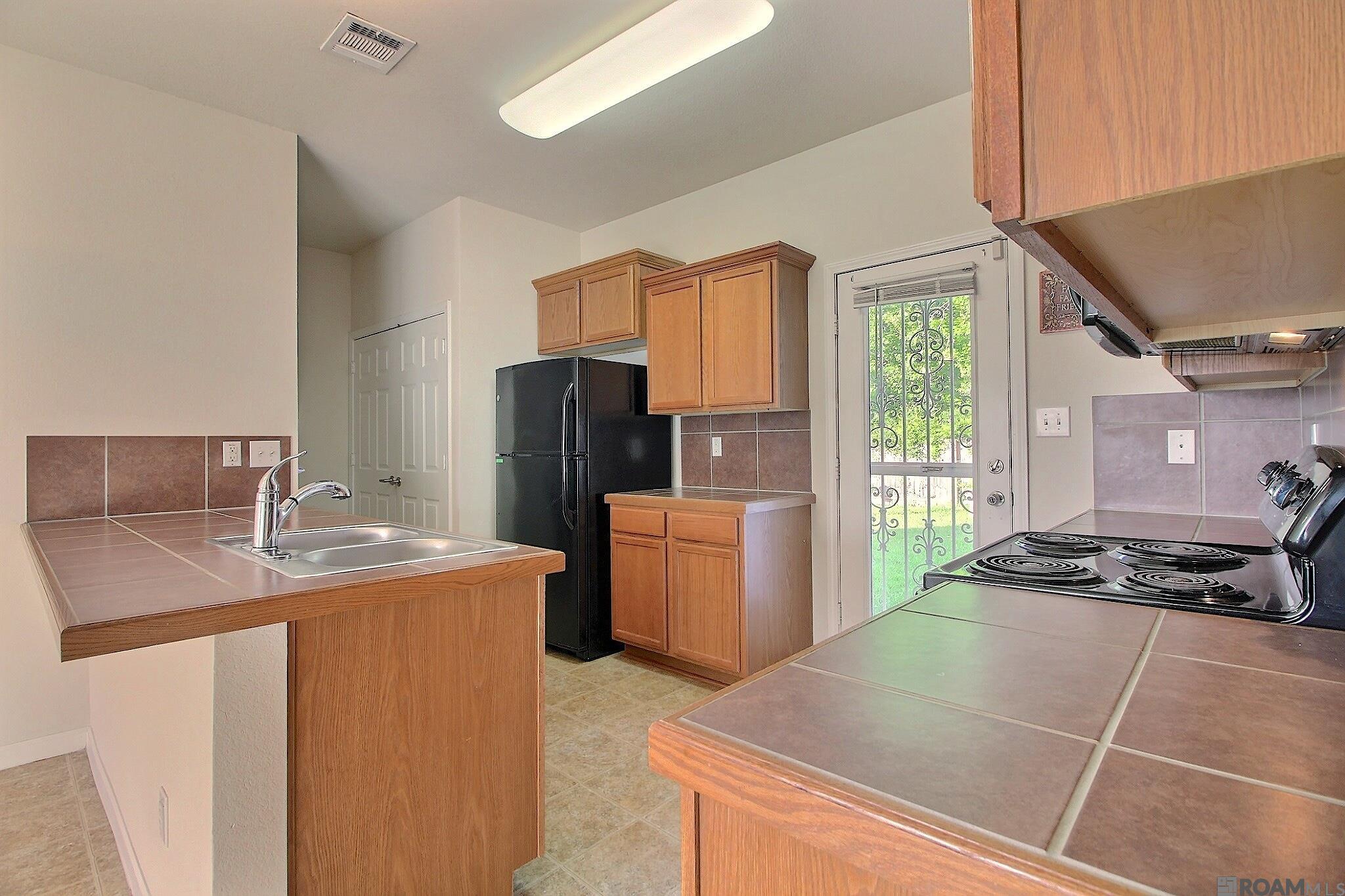 22832 Lafourche Ln, Denham Springs, Louisiana image 11