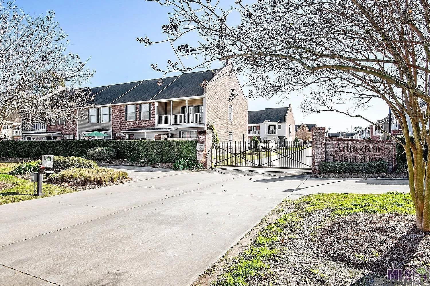 2105 Belle Pointe Alley, Baton Rouge, Louisiana image 3