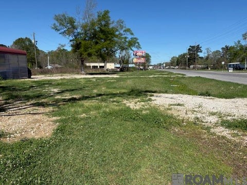 Vacant Land For Sale - 25607 La Hwy 16<br/> Denham Springs, LA 70726