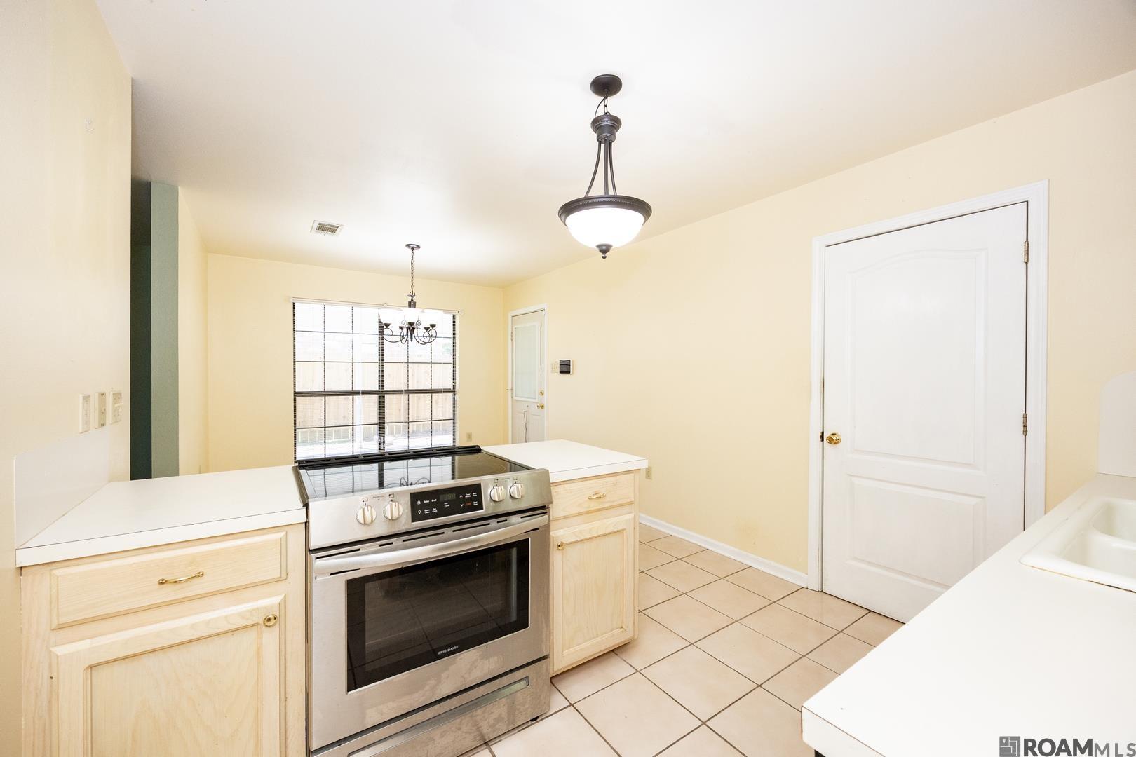 2014 E Catalpa St, Gonzales, Louisiana image 7